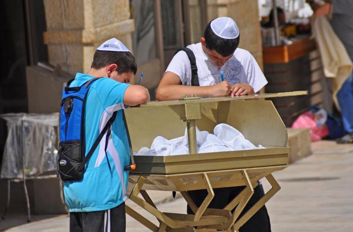 463725_10201256532755623_28508590_o