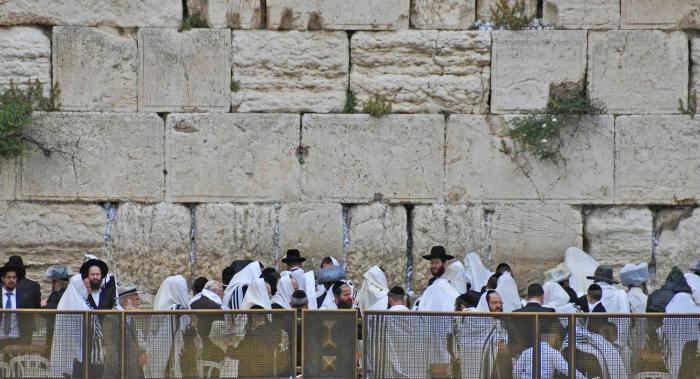 965501_10201225994272180_916116751_o