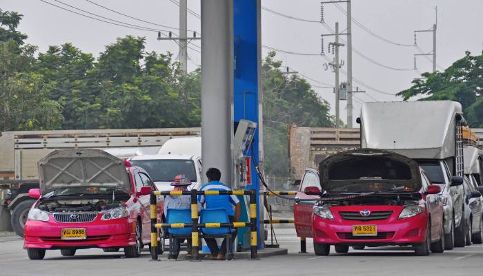 1272308_10202107060978297_1608243490_o