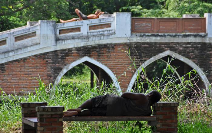 884905_10202106800731791_145658454_o