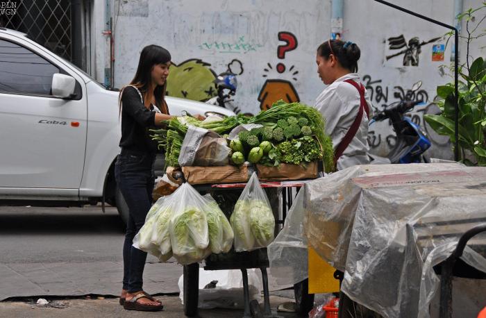 903120_10202130873853604_257623446_o