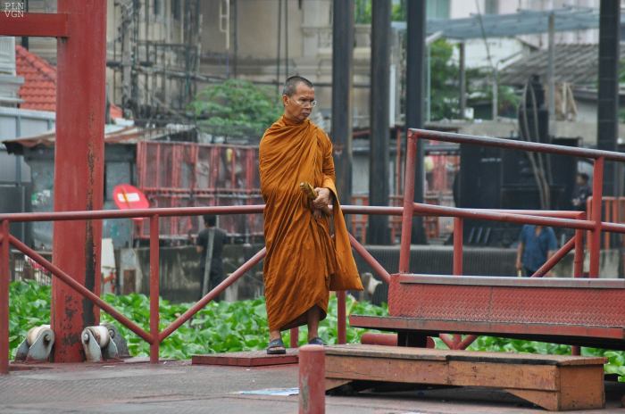 913988_10202130872093560_390324120_o